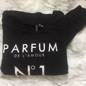 Divided long sleeve shirt, black with graphic